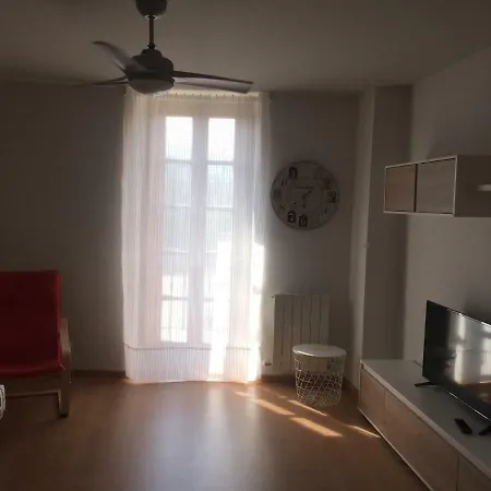Apartment Plaza *
